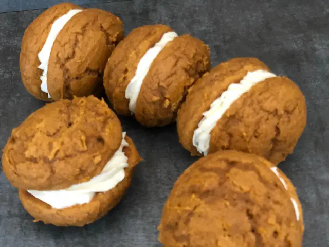 Pumpkin Spice Whoopie Pies