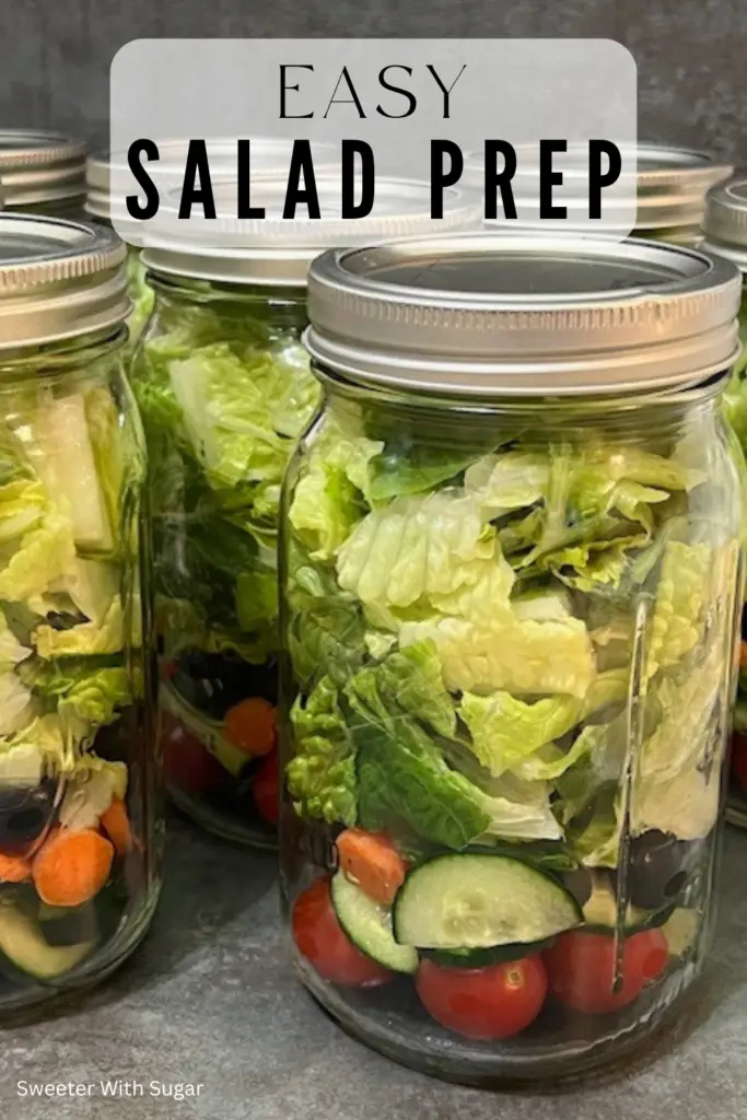 Vacuum Sealed Easy Salad Prep is a great way to make a salad for lunch, for the week. Make it on Monday and eat one each day. The Food Saver Vacuum Sealer makes this possible. #FoodSaverVacuumSealer #SaladPrep #LunchPrep #UseAVacuumSealer #EasyLunch